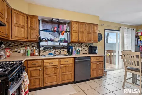 27 Skyview Dr, Springfield, IL 62702 photo 10