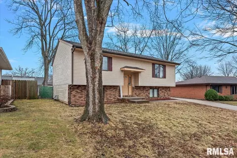27 Skyview Dr, Springfield, IL 62702 photo 3