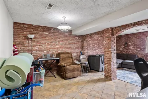 27 Skyview Dr, Springfield, IL 62702 photo 22