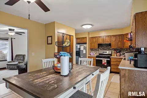 27 Skyview Dr, Springfield, IL 62702 photo 8