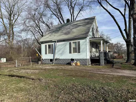 Other - 1037 N Wesley St, Springfield, IL 62702 photo 2 of 5