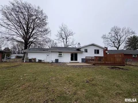 Exterior - 29 Andover Dr, Springfield, IL 62704 photo 5 of 8