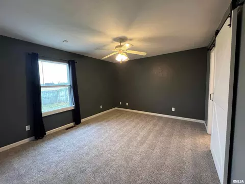 2709 Carl Prairie Dr, Springfield, IL 62703 photo 4