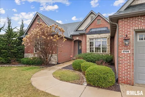 Exterior - 1705 Interlacken Rd, Springfield, IL 62704 photo 2 of 7