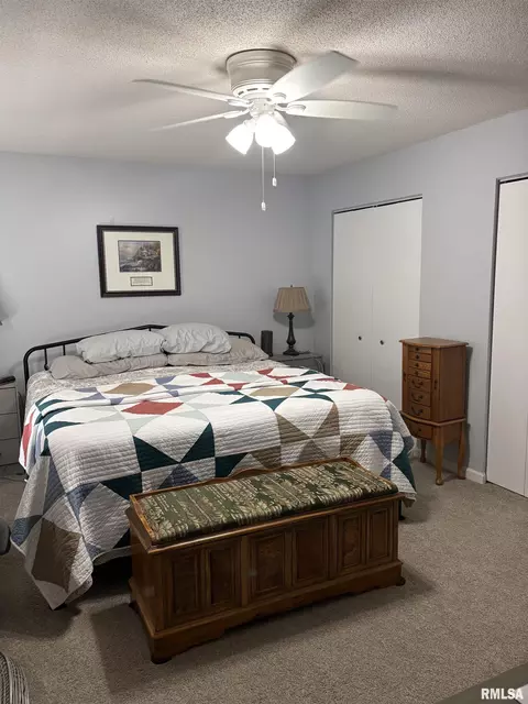 Bedroom - 128 Volare Ln, Springfield, IL 62703 photo 4 of 4