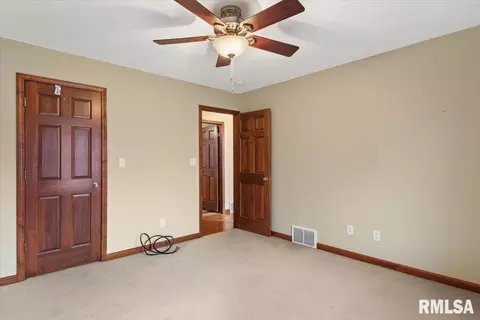 Bedroom - 5404 Jaeger Dr, Springfield, IL 62711 photo 3 of 5