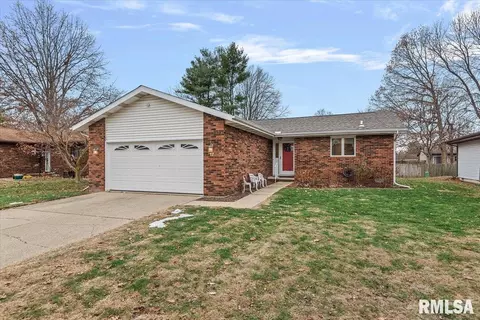 17 Hollybrook Dr, Springfield, IL 62705
