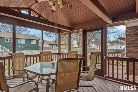 17 Hollybrook Dr, Springfield, IL 62705 photo 19