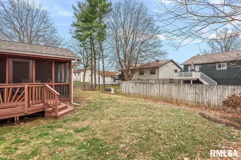 17 Hollybrook Dr, Springfield, IL 62705 photo 32