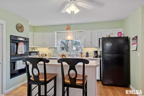 17 Hollybrook Dr, Springfield, IL 62705 photo 14