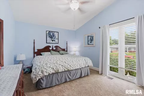 Bedroom - 2208 Trowbridge Rd, Springfield, IL 62703 photo 2 of 3