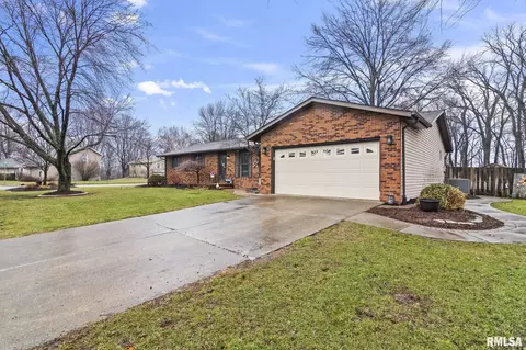 33 Sarah Ave, Springfield, IL 62703 photo 2