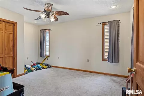 Bedroom - 1097 E 180 N Rd, Nokomis, IL 62075 photo 2 of 2