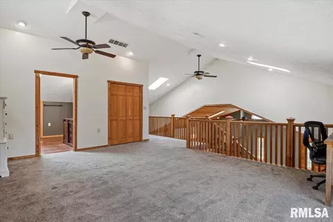 Entry Way - 1097 E 180 N Rd, Nokomis, IL 62075 photo 12 of 12