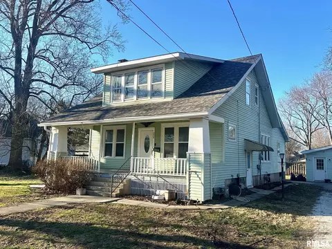 224 W Greenwood Ave, Jacksonville, IL 62650
