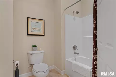 2121 Lake Crest Dr, Springfield, IL 62712 photo 37