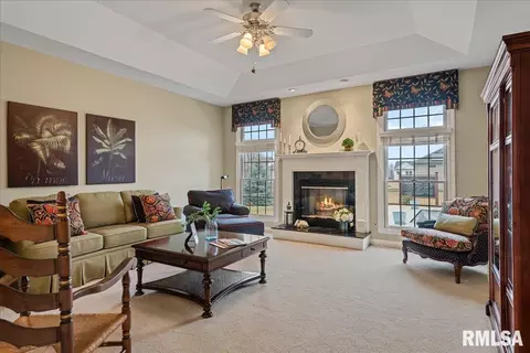 2121 Lake Crest Dr, Springfield, IL 62712 photo 7