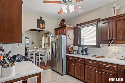 Kitchen - 1832 S State St, Springfield, IL 62704 photo 1 of 2