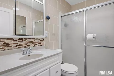 2100 E Hood St, Springfield, IL 62703 photo 15