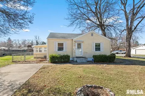 2100 E Hood St, Springfield, IL 62703 photo 22
