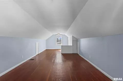 Other - 2321 S Pasfield St, Springfield, IL 62704 photo 7 of 12