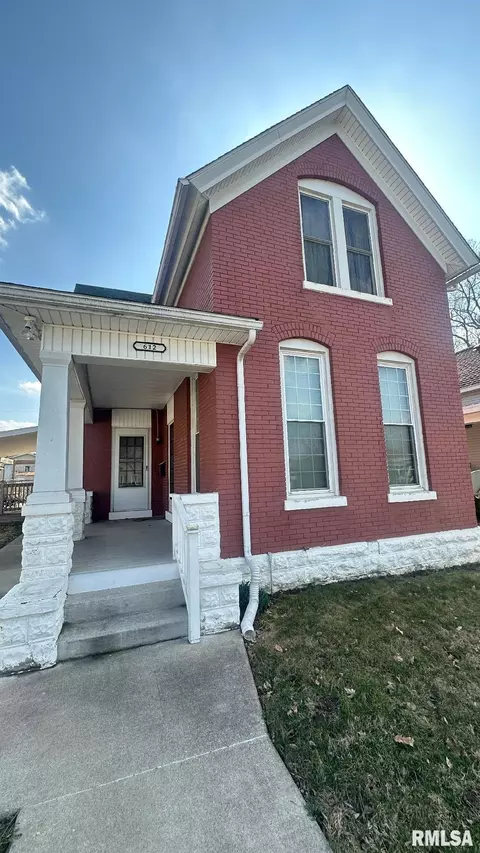 612 Monroe St, Quincy, IL 62301