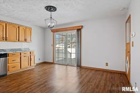 2100 N 16th St, Springfield, IL 62702 photo 13