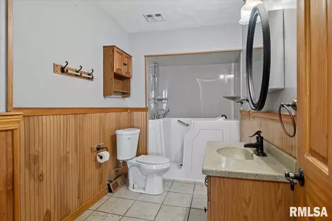 2100 N 16th St, Springfield, IL 62702 photo 10