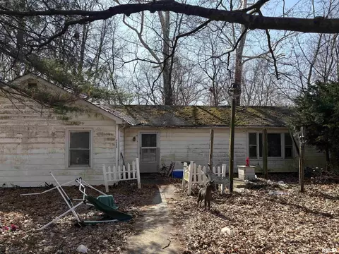4568 Old Jacksonville Rd, Springfield, IL 62711