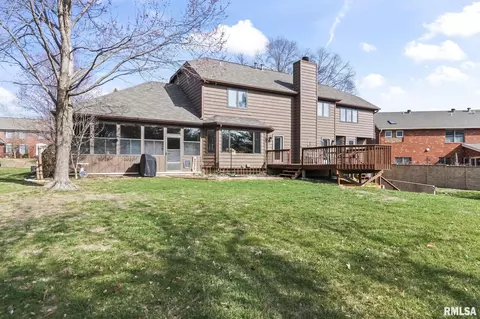 Exterior - 2000 Oak Creek Rd, Springfield, IL 62704 photo 13 of 30