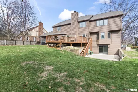 Exterior - 2000 Oak Creek Rd, Springfield, IL 62704 photo 12 of 30