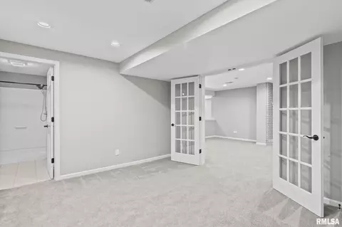 Other - 804 Fairfax Ct, Springfield, IL 62702 photo 17 of 18