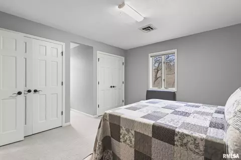 Bedroom - 804 Fairfax Ct, Springfield, IL 62702 photo 8 of 15