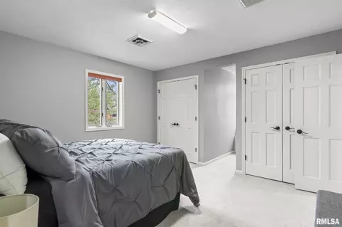 Bedroom - 804 Fairfax Ct, Springfield, IL 62702 photo 7 of 15