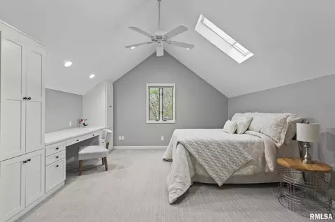 Bedroom - 804 Fairfax Ct, Springfield, IL 62702 photo 3 of 15
