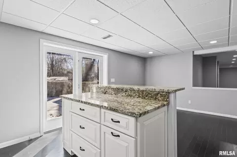 Other - 804 Fairfax Ct, Springfield, IL 62702 photo 13 of 18