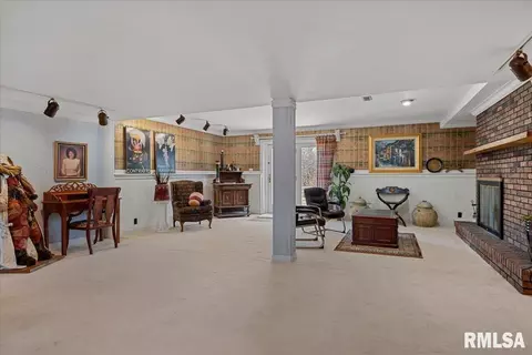 Other - 9 Oakwood Dr, Springfield, IL 62711 photo 13 of 30