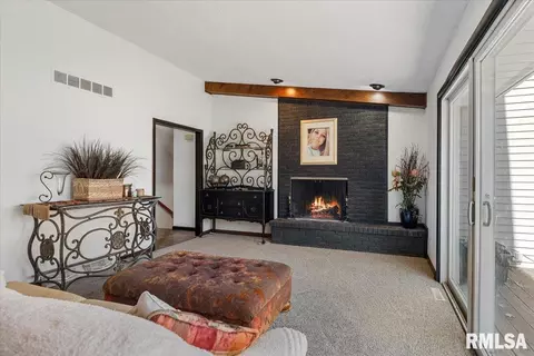 Other - 9 Oakwood Dr, Springfield, IL 62711 photo 4 of 30