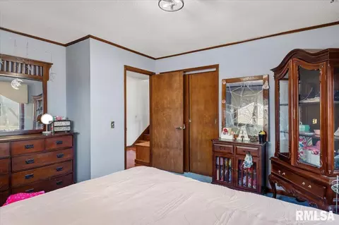 Bedroom - 9 Oakwood Dr, Springfield, IL 62711 photo 9 of 11
