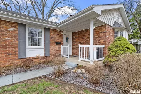 Exterior - 41 Belhaven Dr, Springfield, IL 62704 photo 1 of 7