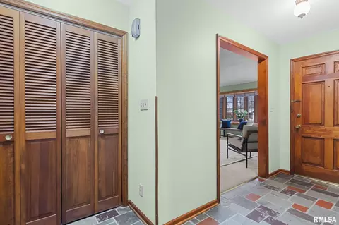 Entry Way - 41 Belhaven Dr, Springfield, IL 62704 photo 1 of 1