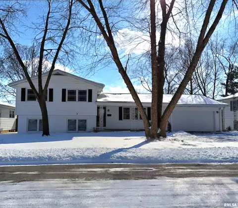 1220 Ivywood Dr, Springfield, IL 62704
