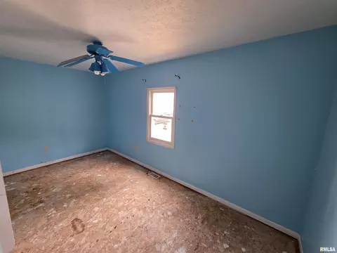 Bedroom - 3357 S 3rd St, Springfield, IL 62703 photo 2 of 5