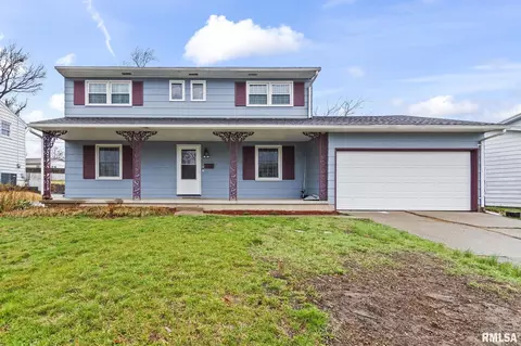 32 Ridge Ln, Decatur, IL 62521