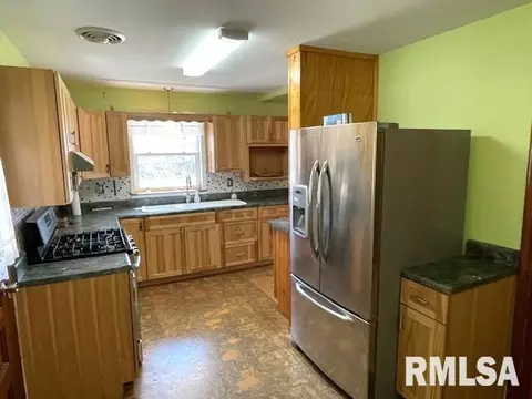 516 N Milton Ave, Springfield, IL 62702 photo 8