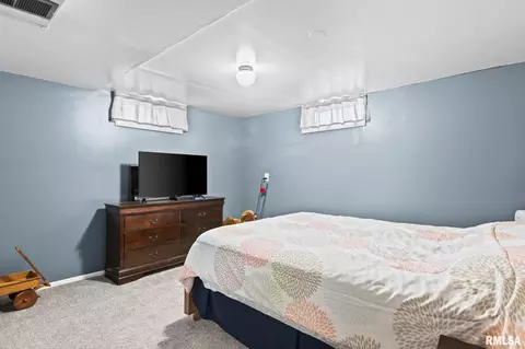 Bedroom - 2612 Sandgate Rd, Springfield, IL 62702 photo 5 of 6