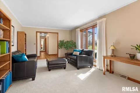 2505 Wydown Ave, Springfield, IL 62704 photo 7