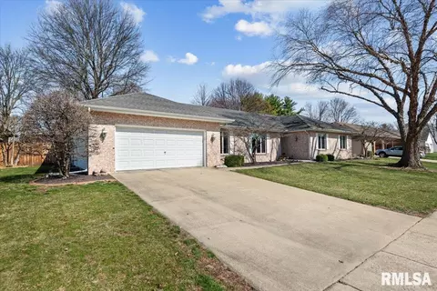 2505 Wydown Ave, Springfield, IL 62704 photo 3