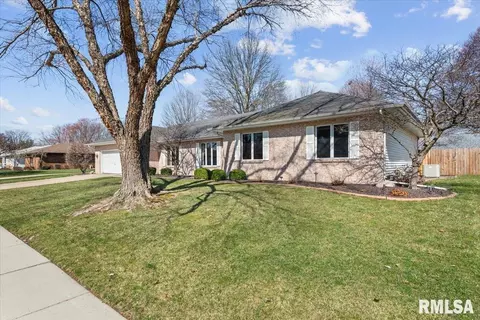 2505 Wydown Ave, Springfield, IL 62704 photo 2
