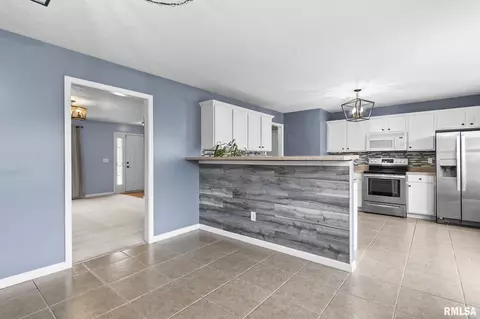 2916 Tanner Rd, Springfield, IL 62702 photo 13
